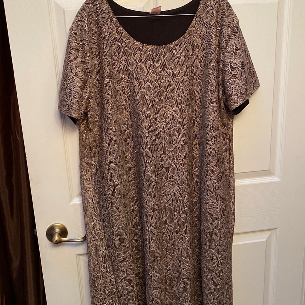 Jamie Nicole lined short sleeve plus size gold metallic dress size 18